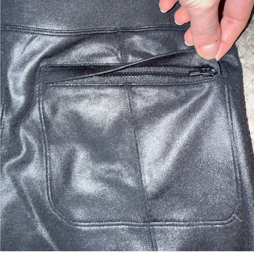 ATHLETA Delancey Gleam Tight Black leggings size medium - Picture 6 of 6